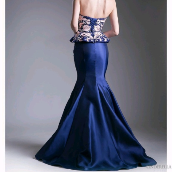 Prom dress - Picture 2 of 3